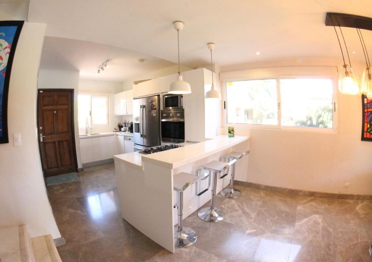 Eagle Beach Luxury House, Walking Distance To The Beach Palm Beach ภายนอก รูปภาพ