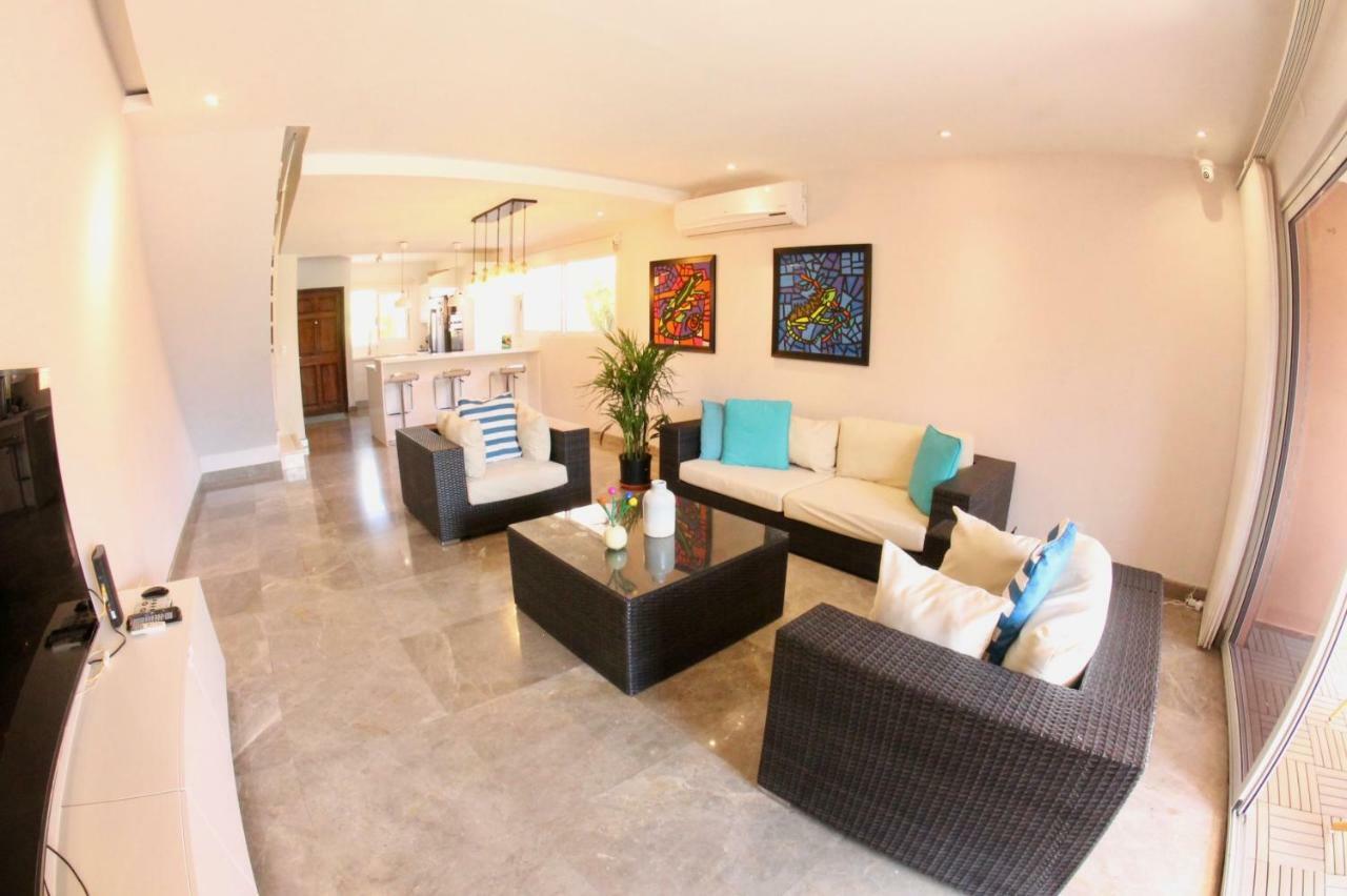 Eagle Beach Luxury House, Walking Distance To The Beach Palm Beach ภายนอก รูปภาพ